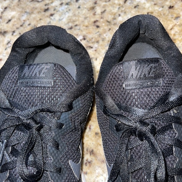 Nike Flex Experience RN 4 - Picture 2 of 8